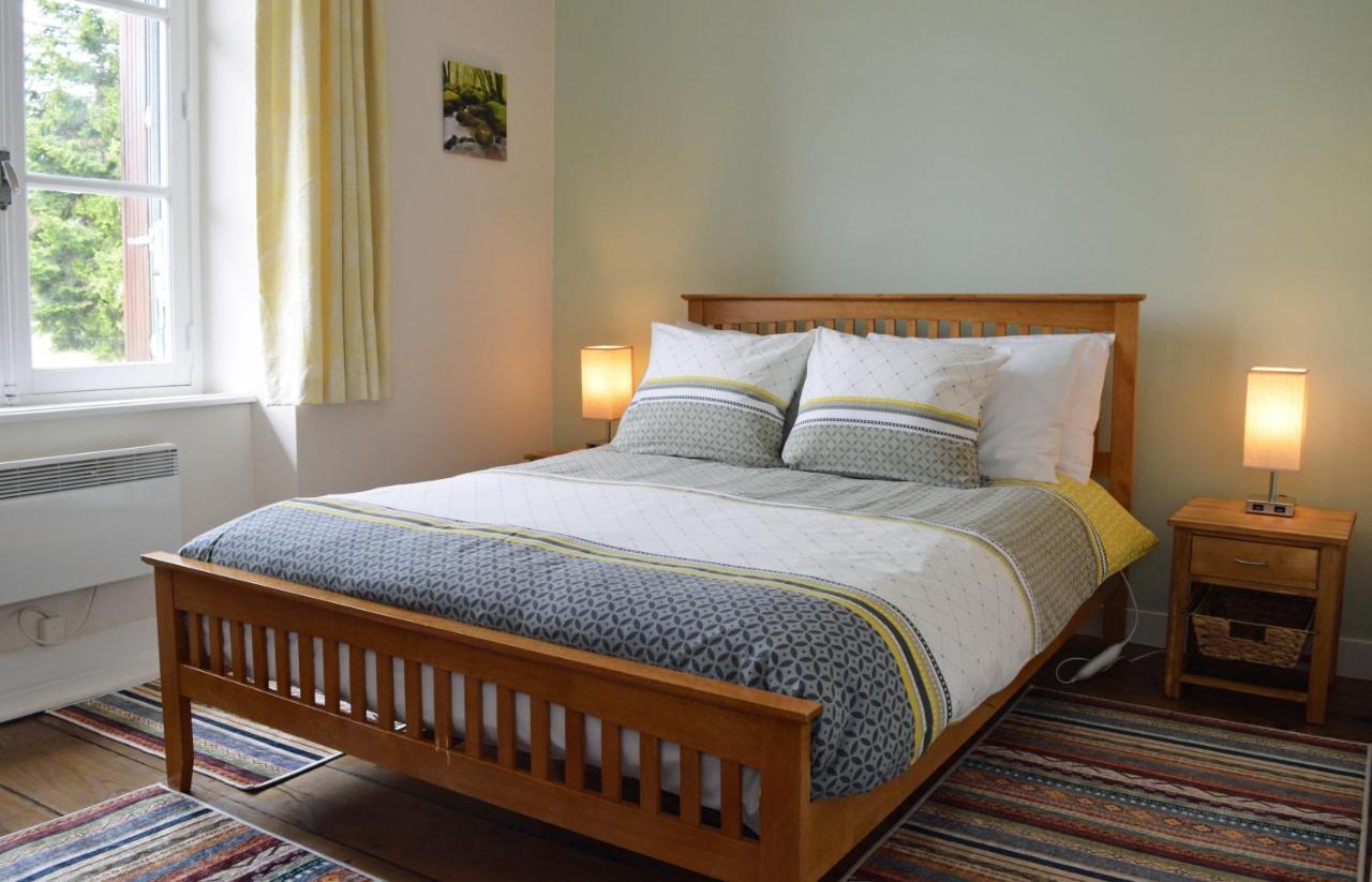Champ De Foire Bed & Breakfast Sussac Екстериор снимка