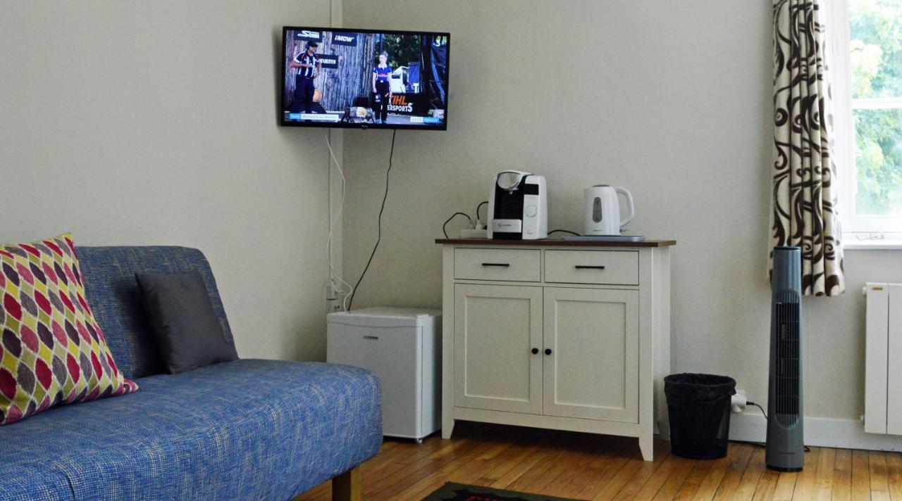 Champ De Foire Bed & Breakfast Sussac Екстериор снимка